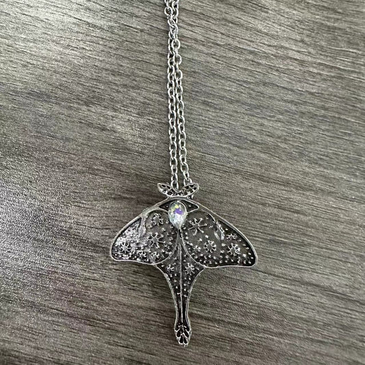Romantic Necklace for Special Moments