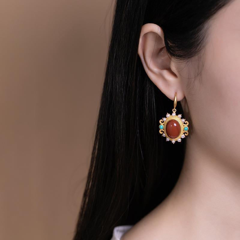 Beautiful Silver Earring with Unique Style