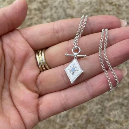 Romantic Necklace for Special Moments