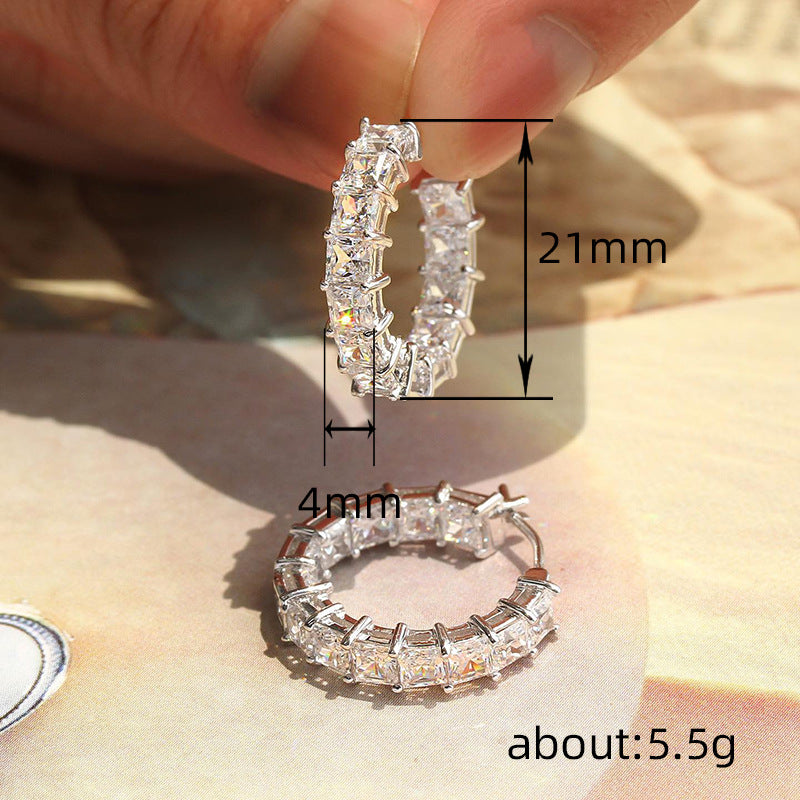 Beautiful Earring with Unique Style