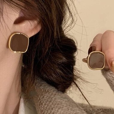 Stunning Earring for Daily Wear