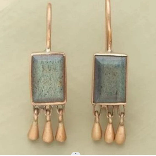 Beautiful Earring with Unique Style