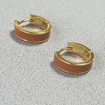 Beautiful Gold Earring with Unique Style