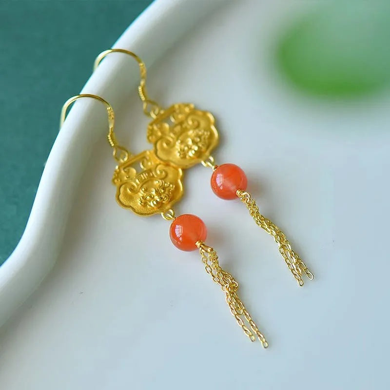 Stunning Gold Earring for Daily Wear