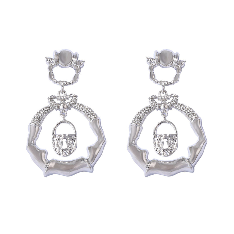 Elegant Piece for Every Occasion