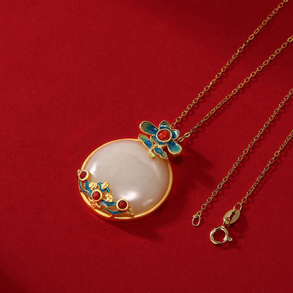 Beautiful Gold Necklace with Unique Style
