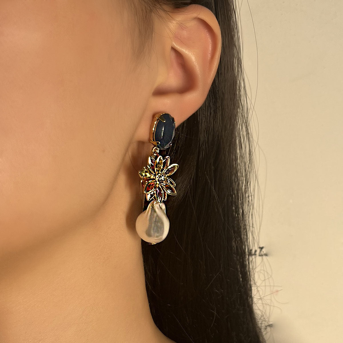 Classic Pearl Earring with Timeless Appeal