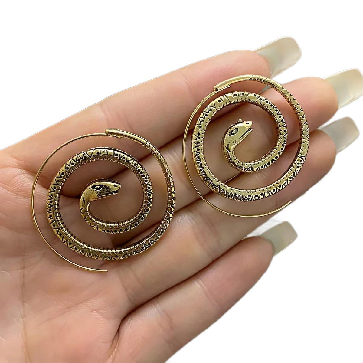 Elegant Earring for Every Occasion