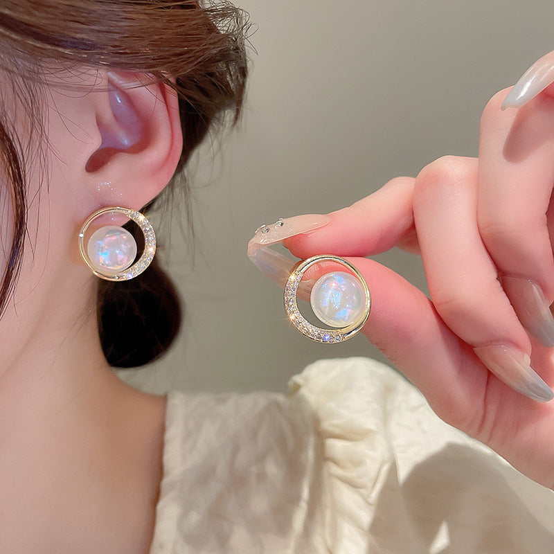 Romantic Pearl Earring for Special Moments