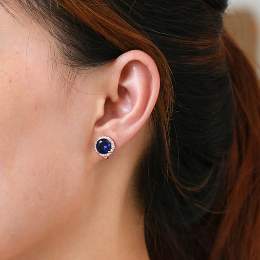 Charming Earring for Any Occasion