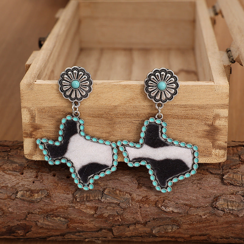 Charming Earring for Any Occasion