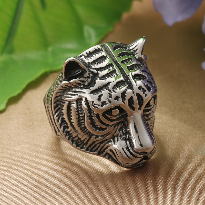 Stunning Ring for Daily Wear