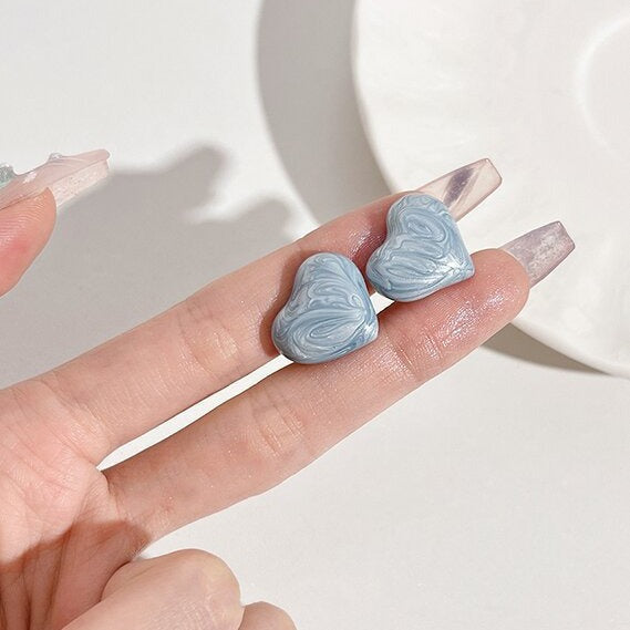 Classic Pearl Earring with Timeless Appeal