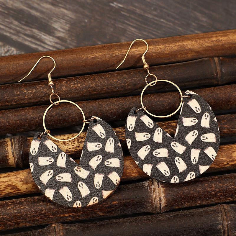 Beautiful Gold Earring with Unique Style