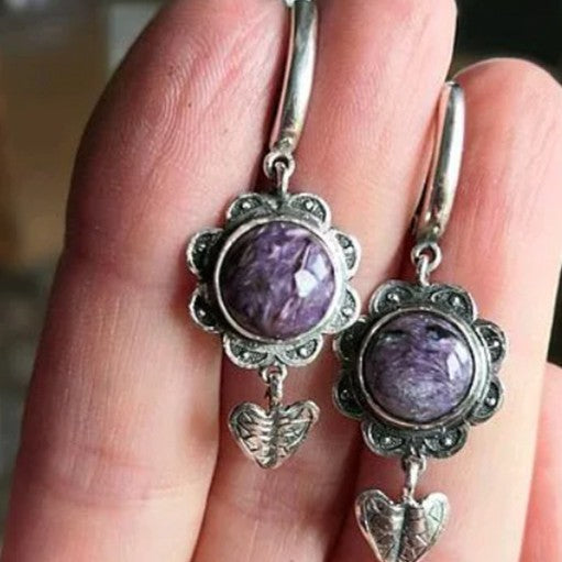 Charming Earring for Any Occasion