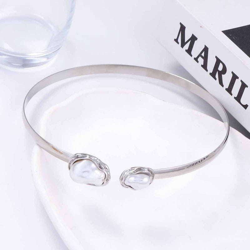 Classic Pearl Bracelet with Timeless Appeal