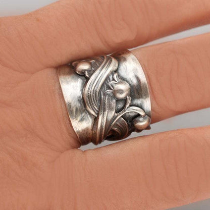 Delicate Artisan Ring