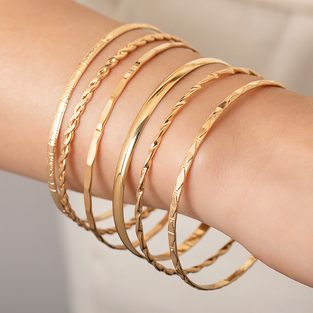 Beautiful Gold Bracelet with Unique Style