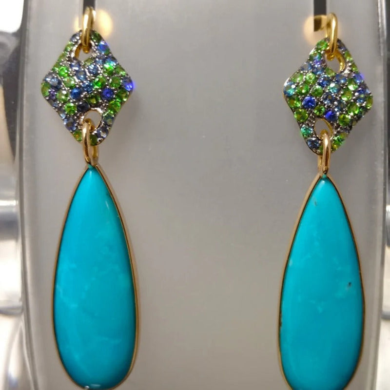 Classic Earring with Timeless Appeal