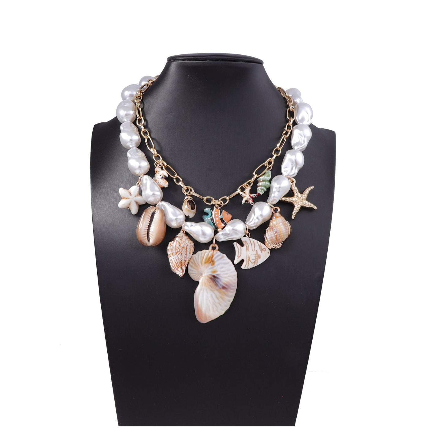 Beautiful Pearl Necklace with Unique Style