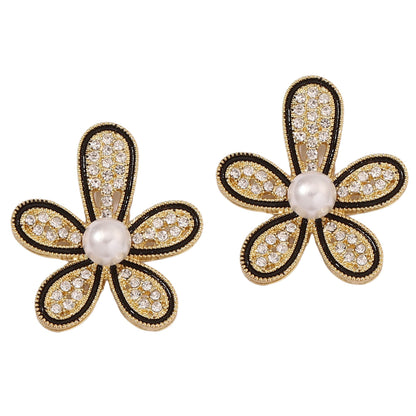 Charming Pearl Earring for Any Occasion