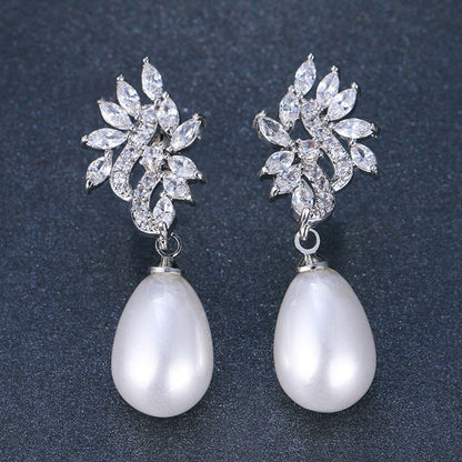 Beautiful Pearl Earring with Unique Style