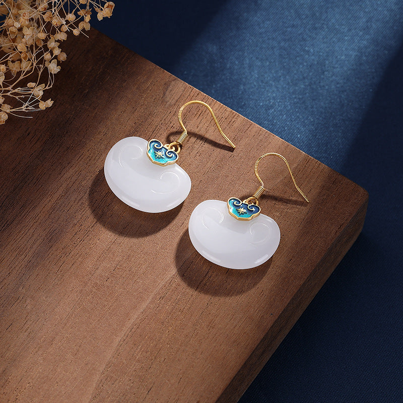 Beautiful Gold Earring with Unique Style