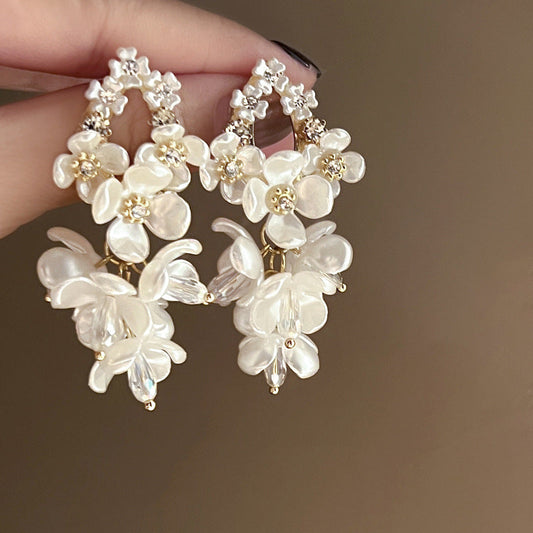 Classic Earring with Timeless Appeal