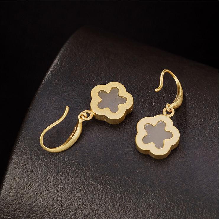 Vintage Handmade Gold Earring