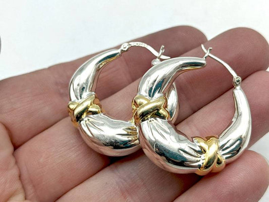 Elegant Gold Earring for Every Occasion