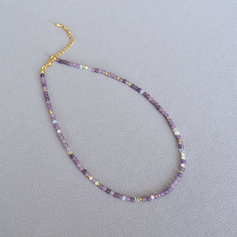 Beautiful Pearl Necklace with Unique Style