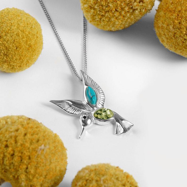 Stunning Necklace for Daily Wear