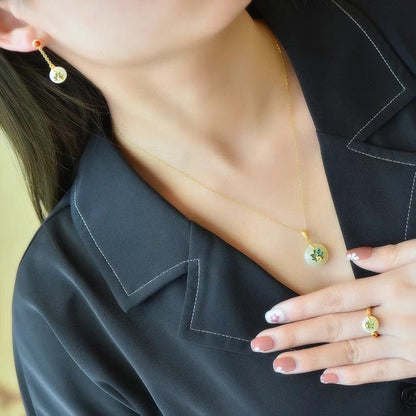 Beautiful Silver Set with Unique Style