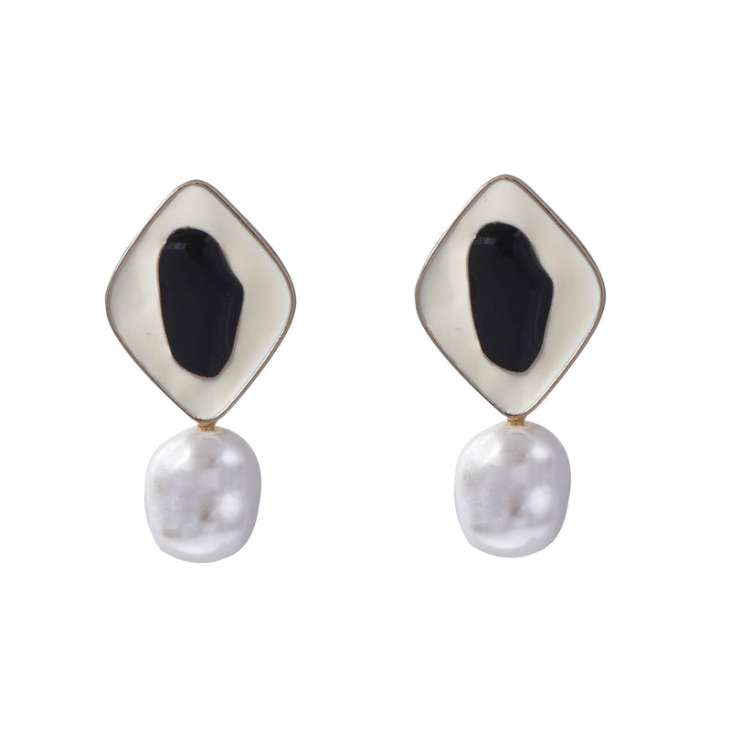 Vintage Handmade Pearl Earring