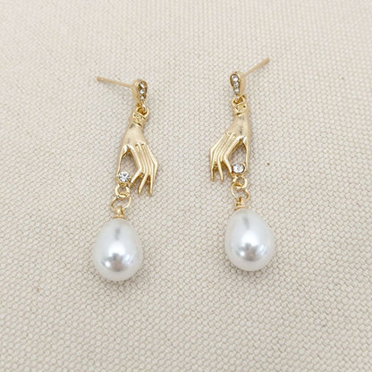 Elegant Pearl Earring for Every Occasion