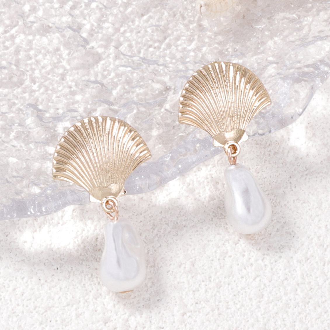 Romantic Pearl Earring for Special Moments