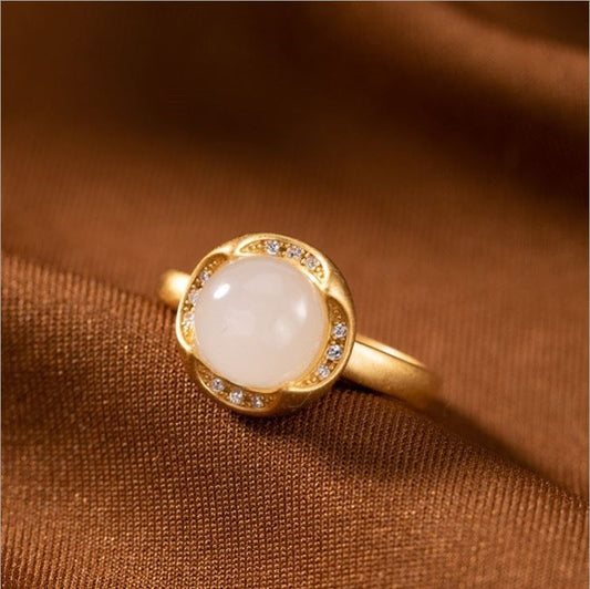 Charming Gold Ring for Any Occasion