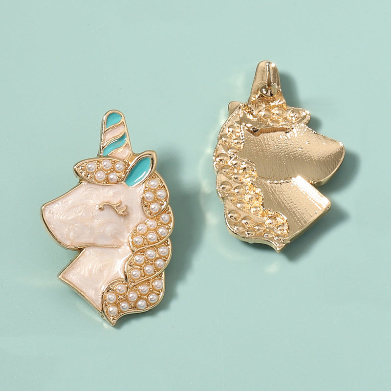 Classic Pearl Earring with Timeless Appeal