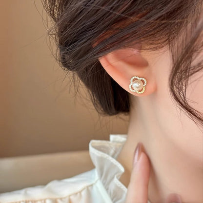 Vintage Handmade Pearl Earring