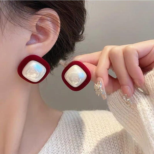 Vintage Handmade Pearl Earring