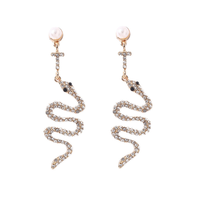 Romantic Pearl Earring for Special Moments