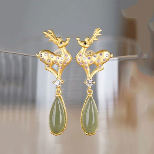 Romantic Silver Earring for Special Moments