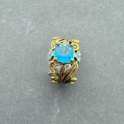 Stunning Gold Ring for Daily Wear