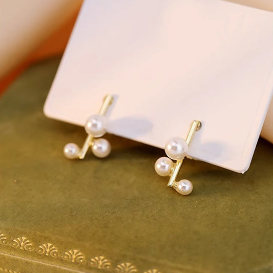 Charming Pearl Earring for Any Occasion