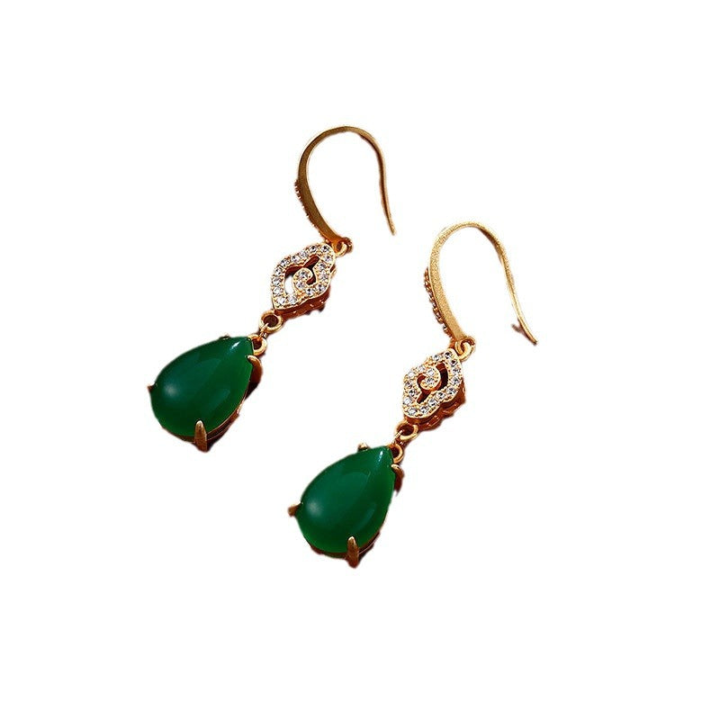 Stunning Gold Earring for Daily Wear
