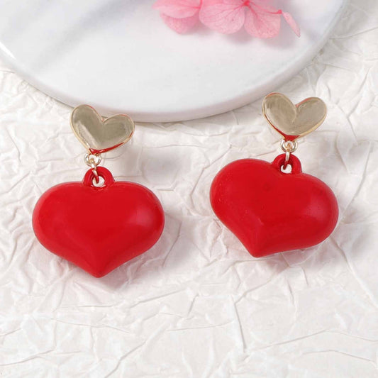 Charming Piece for Any Occasion