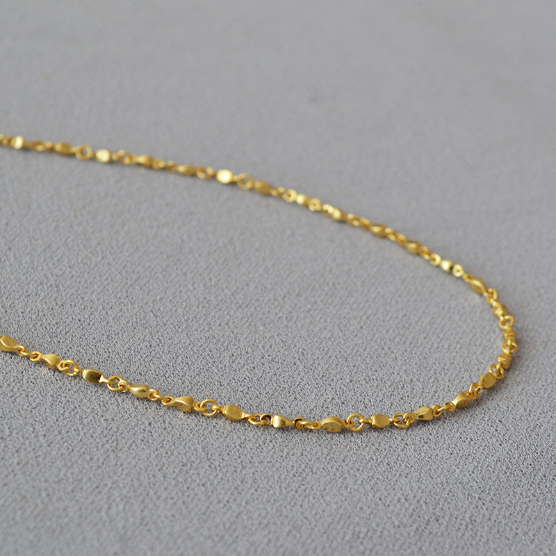 Beautiful Gold Necklace with Unique Style