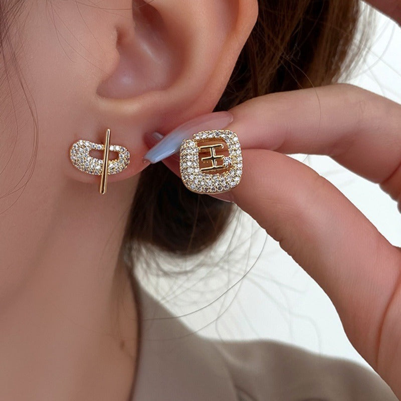 Beautiful Earring with Unique Style