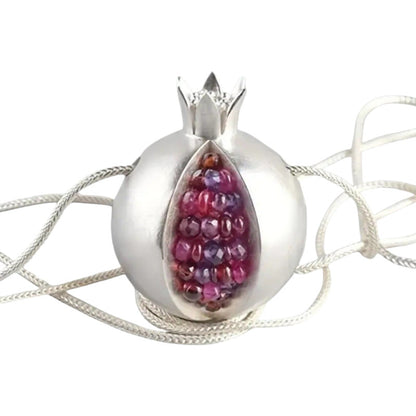 Classic Necklace with Timeless Appeal
