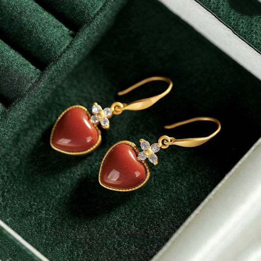 Romantic Gold Earring for Special Moments